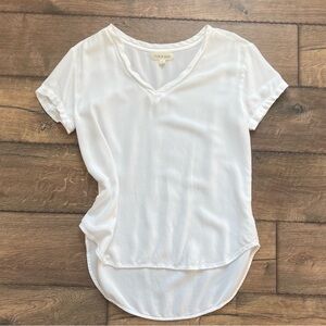 Cloth & Stone Cream V-Neck Short Sleeve Top